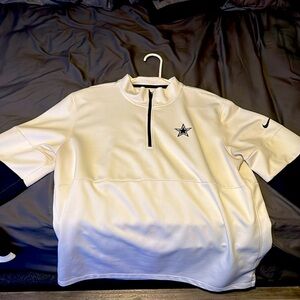 Nike Dallas Cowboys Quarter Zip. Size LG. White and navy